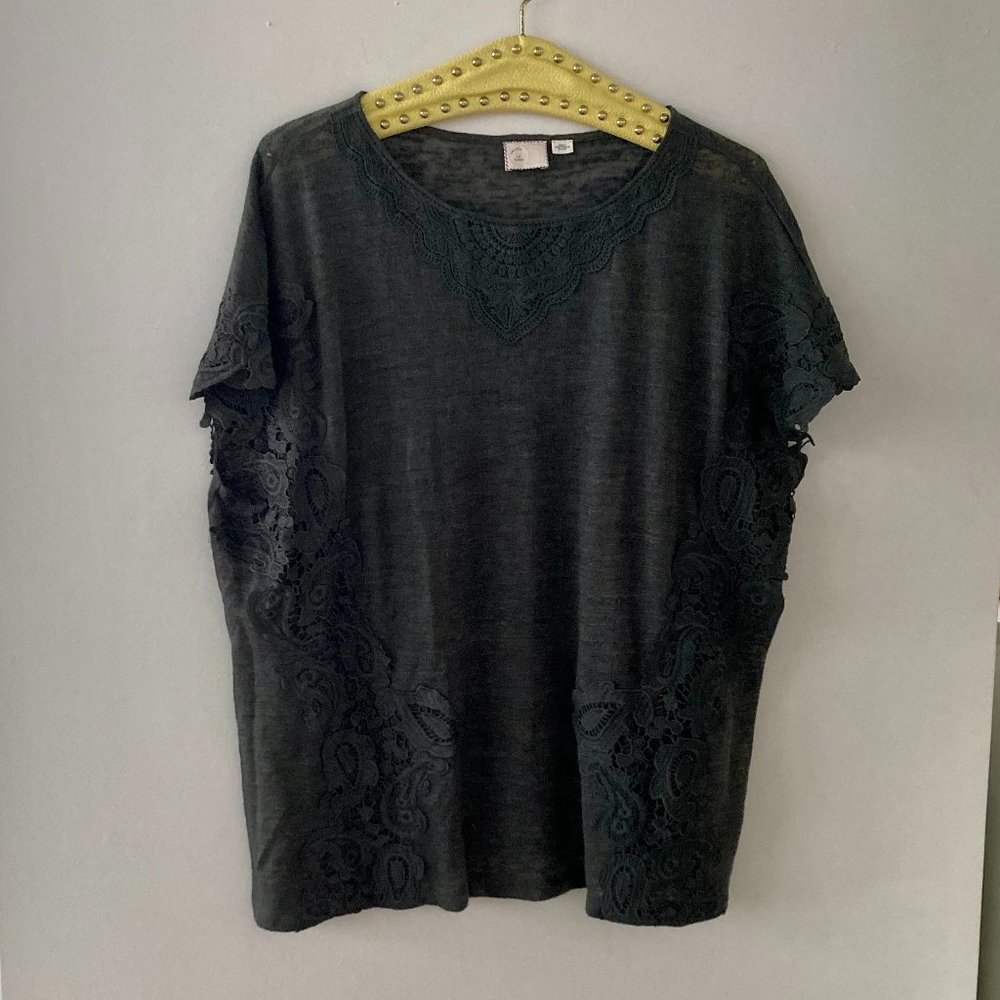 Anthro top with lace detail